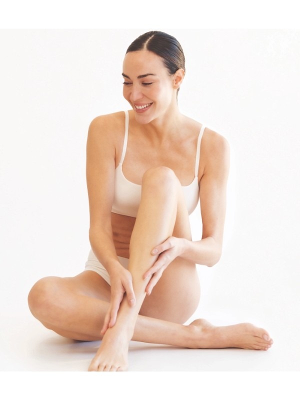 Crema corporal renovadora y reafirmante Retinol CASMARA